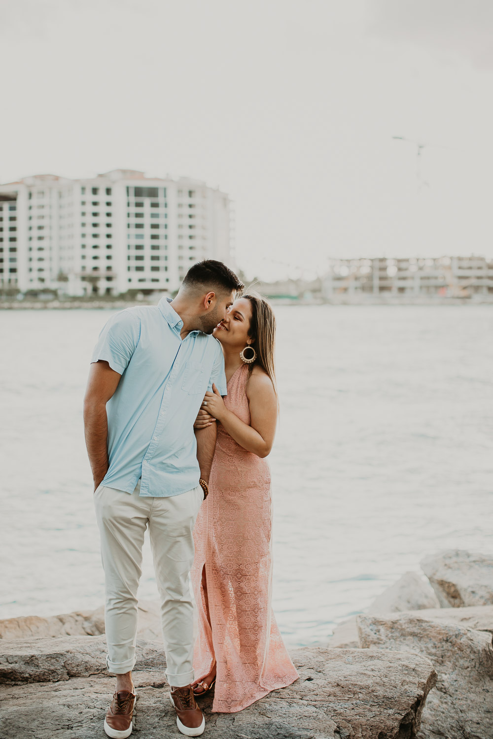couple in front of the ocean 