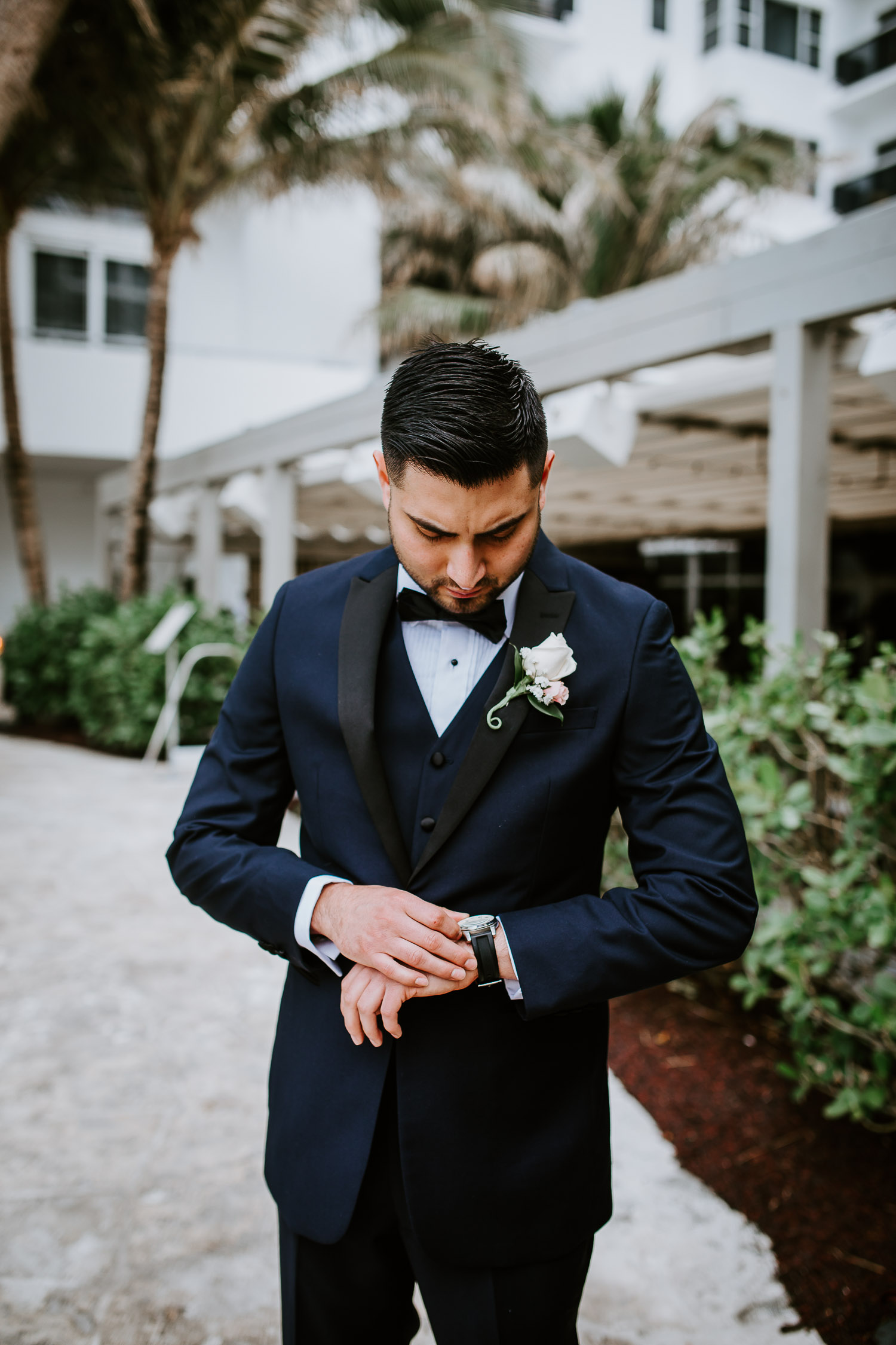 Intimate Wedding at The Confidante Hotel – Miami Beach Wedding Photographer -10