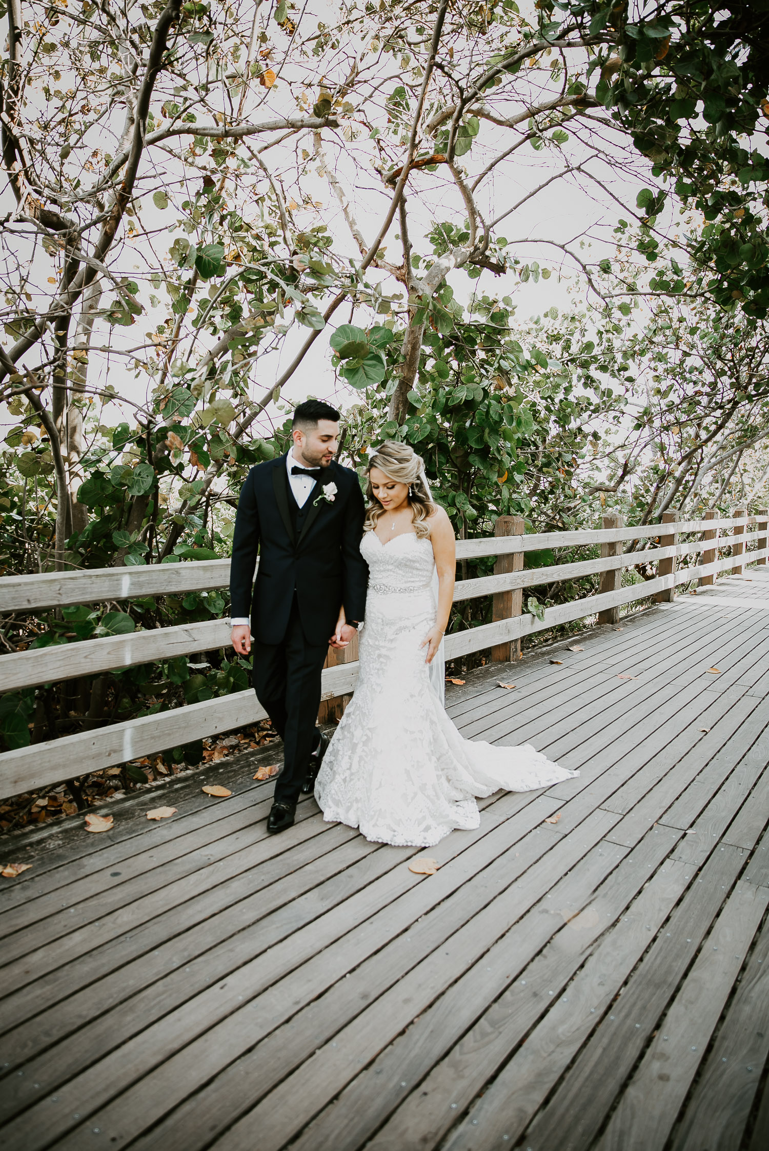 Romatic Wedding at The Confidante Hotel – Miami Beach Wedding Photographer -21