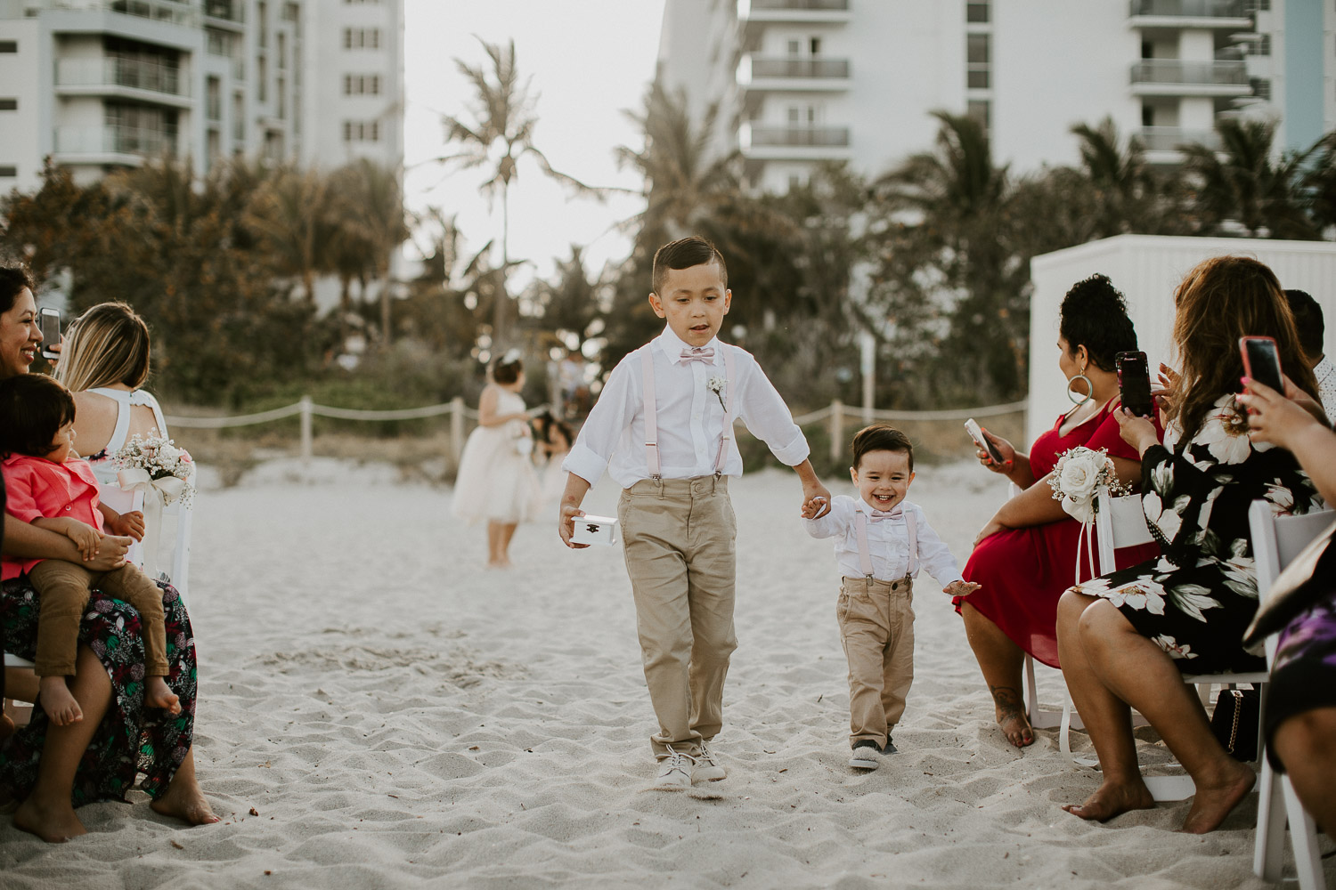 Romatic Wedding at The Confidante Hotel – Miami Beach Wedding Photographer -221