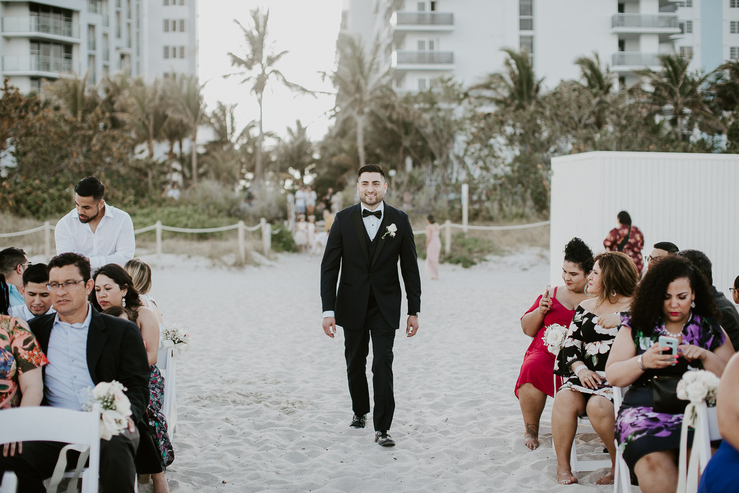 Romatic Wedding at The Confidante Hotel – Miami Beach Wedding Photographer -53