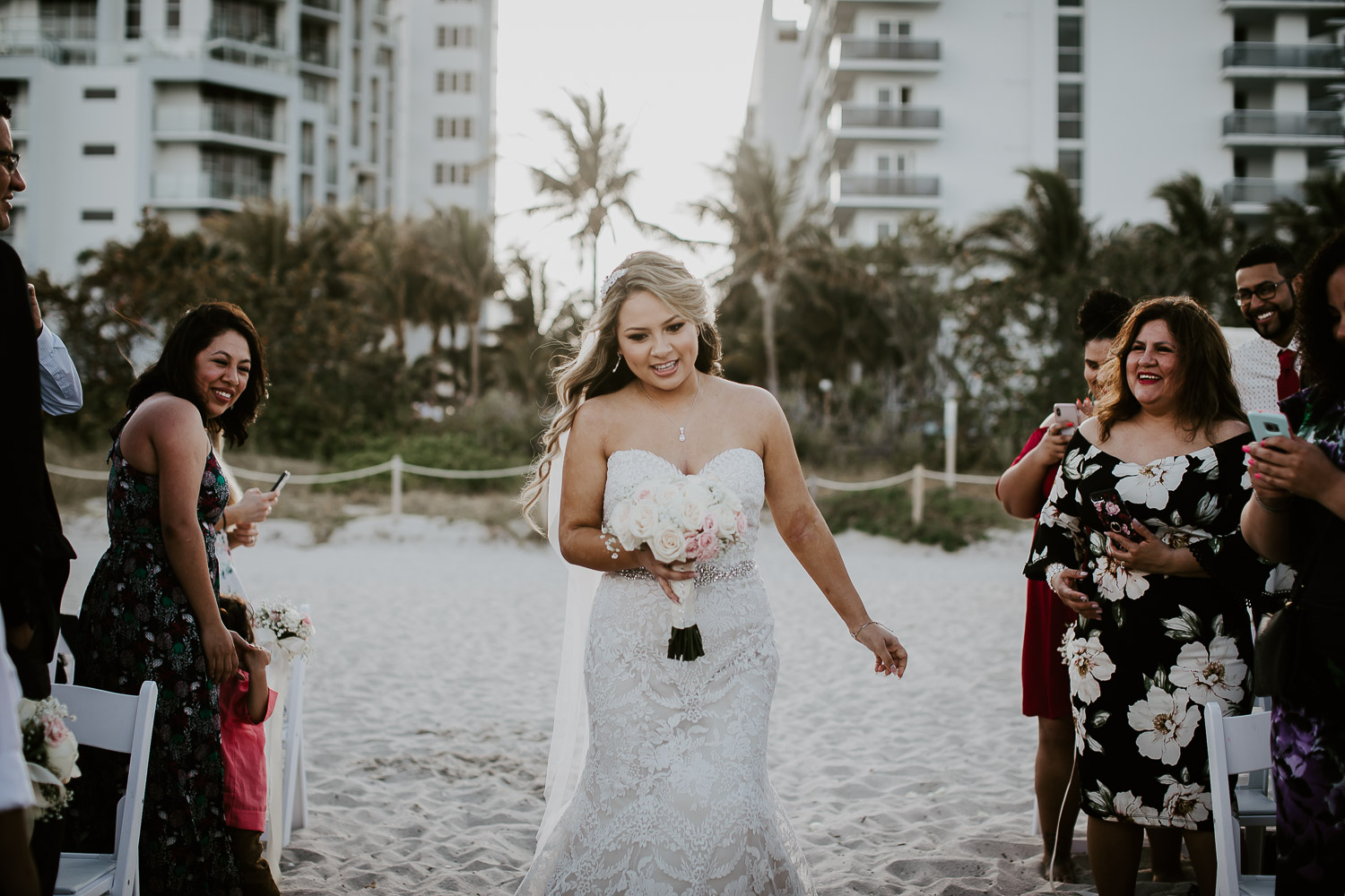 Romatic Wedding at The Confidante Hotel – Miami Beach Wedding Photographer -61