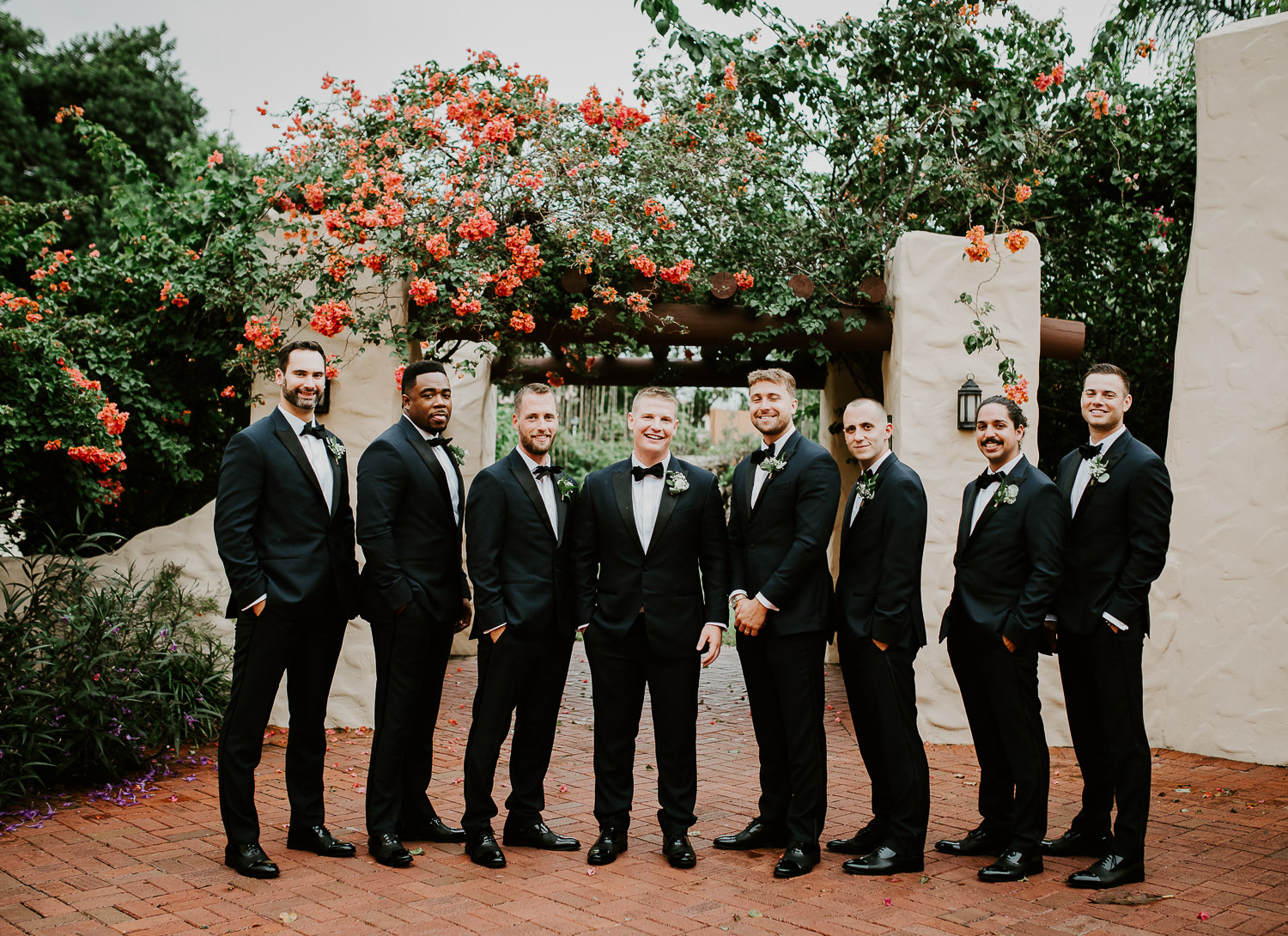 Joyfull wedding at The Curtiss Mansion – Destination Wedding Photographer -2