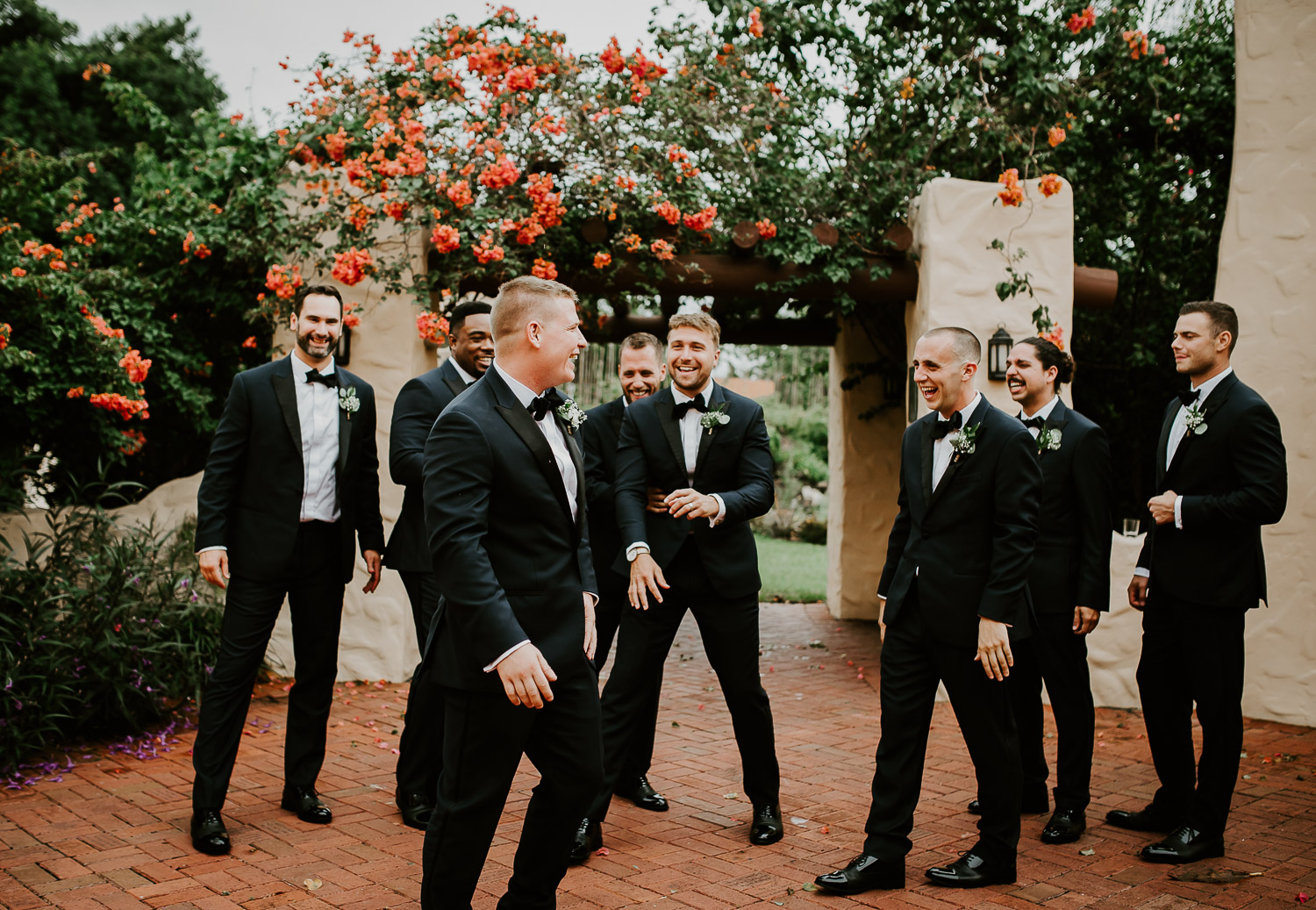 Joyfull wedding at The Curtiss Mansion – Destination Wedding Photographer -3