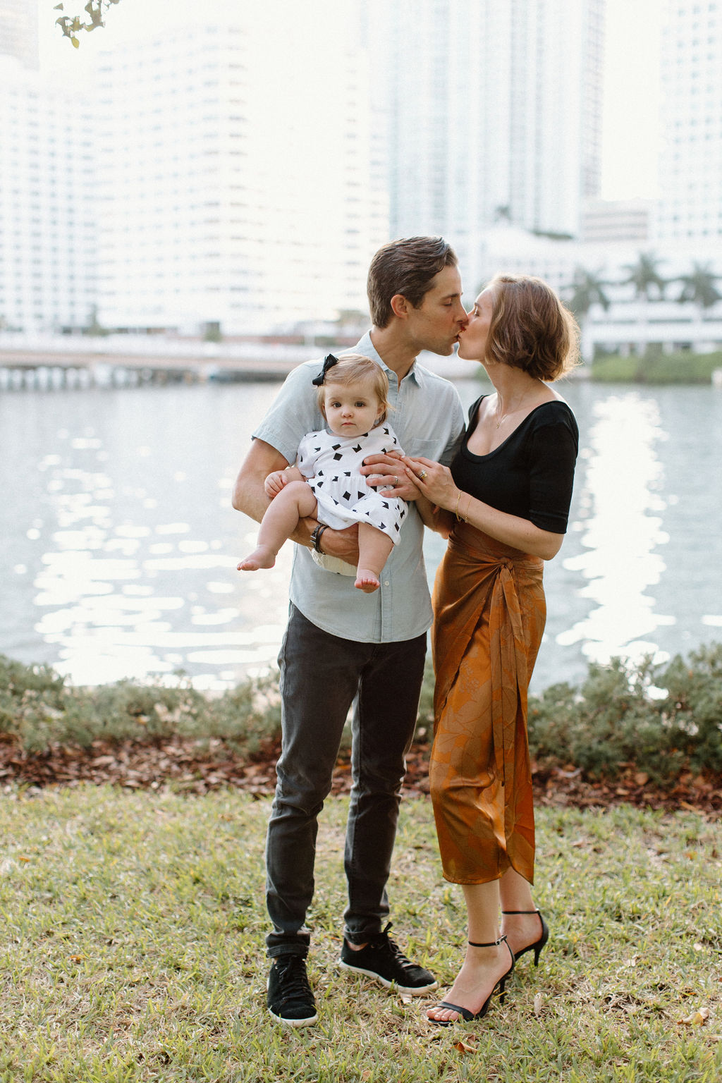 Brickell Key Park Family Photos, Brickell Family Photographer, Miami Family Photographer, Erika Tuesta Photography